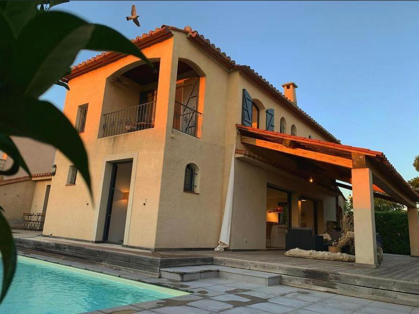 Le Petit Bali Spacieuse Villa Pour 8 Avec Piscine Saint-Cyprien  Esterno foto